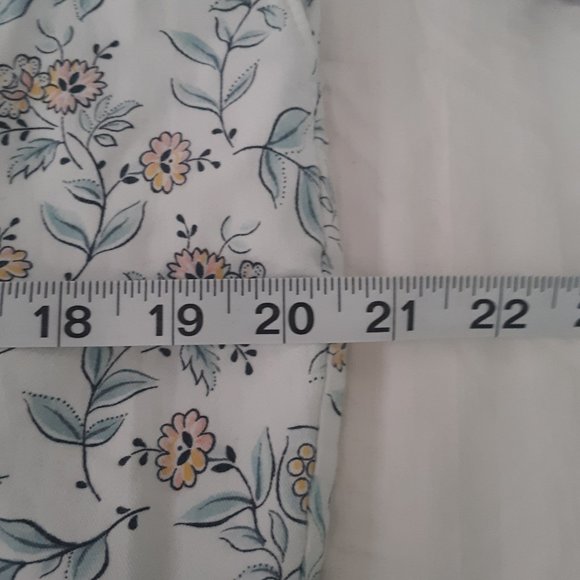 Loft Plus Size 16 Floral Pants - Picture 7 of 11